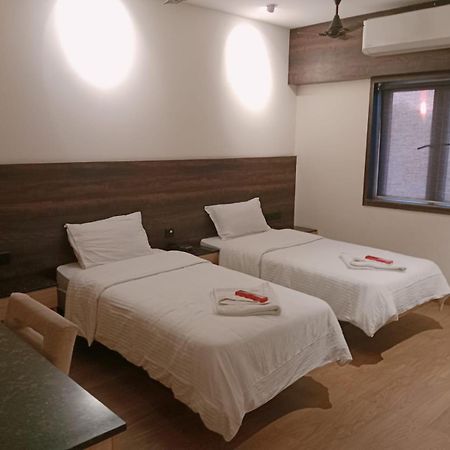 Ant Biz Rooms Near Chennai Trade Centre Екстер'єр фото