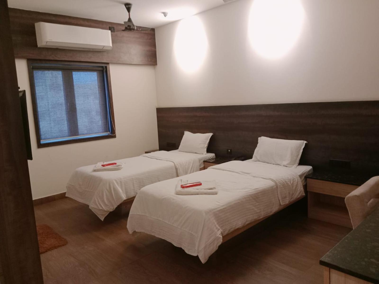 Ant Biz Rooms Near Chennai Trade Centre Екстер'єр фото
